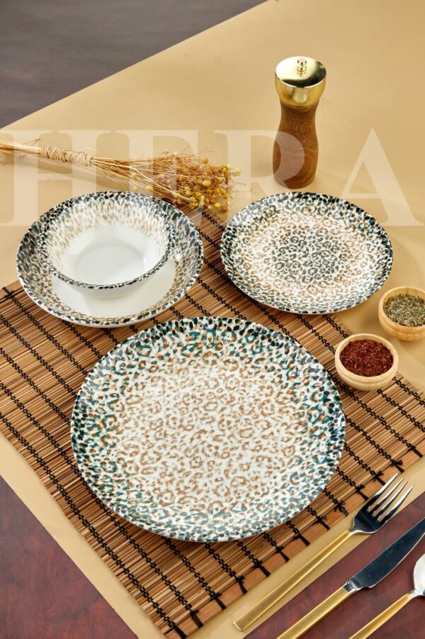Set de masa din portelan 24 piese Hera, model piele leopard la Yena.ro